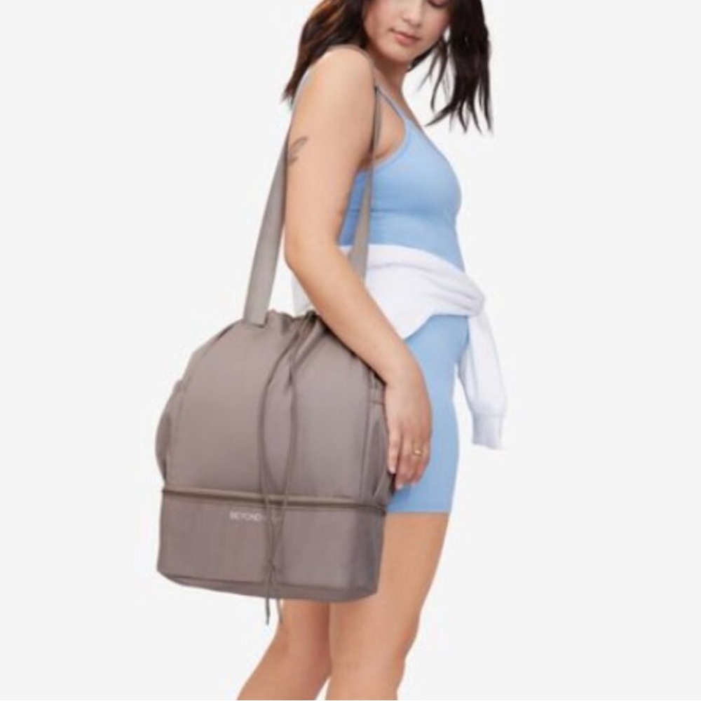 Beyond Yoga Convertible Bag